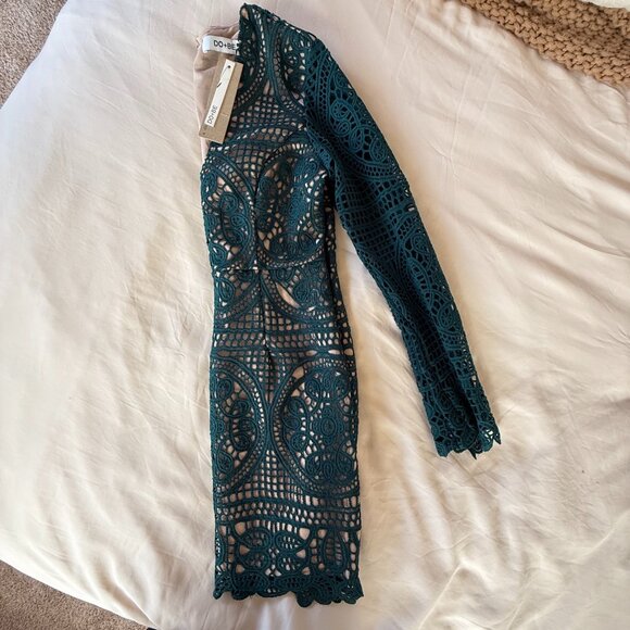 Long Sleeve Crochet Lace Dress - Picture 5 of 9